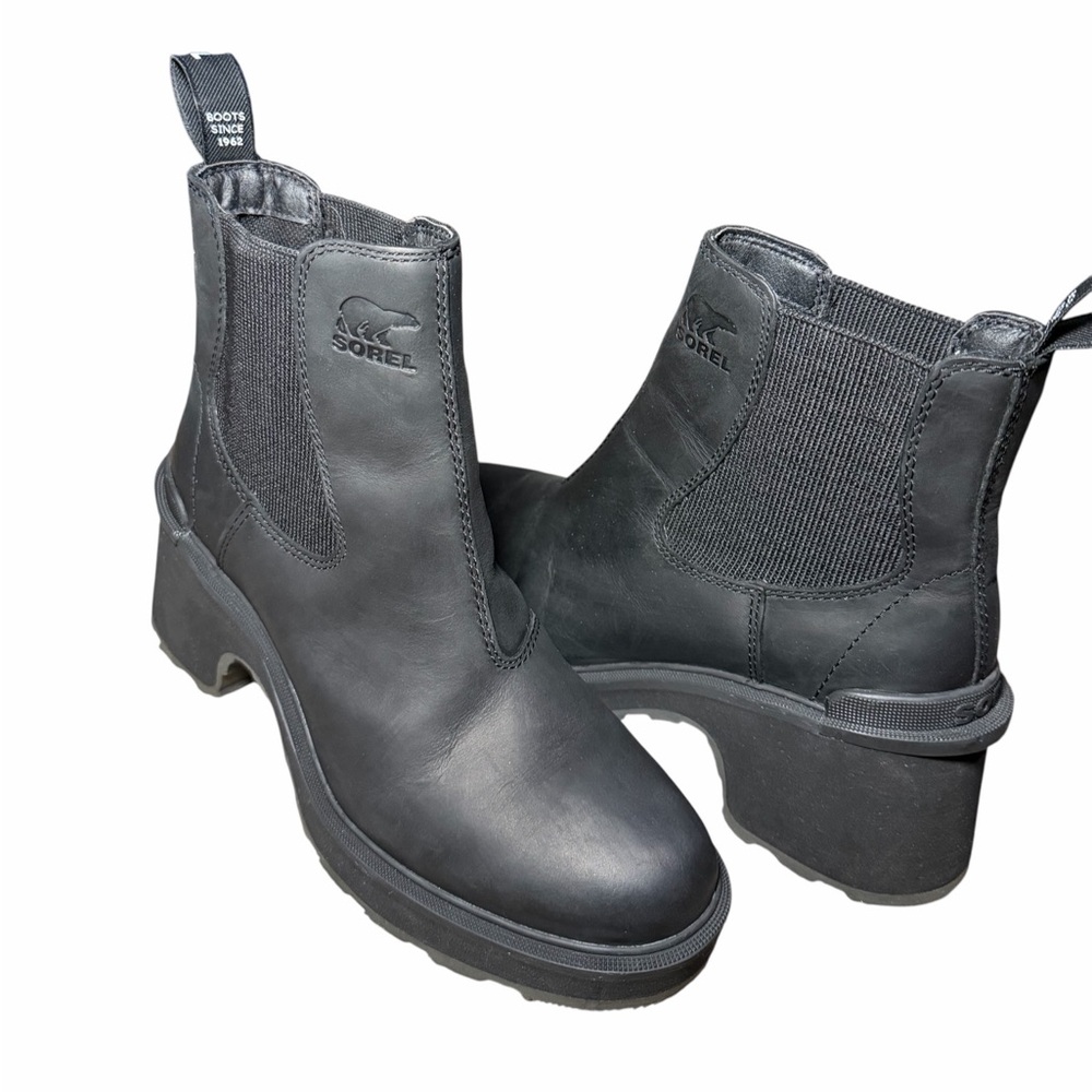 Sorel Hi-Line Heeled Chelsea Boots Black Waterproof Leather Lug Sole Size 6.5